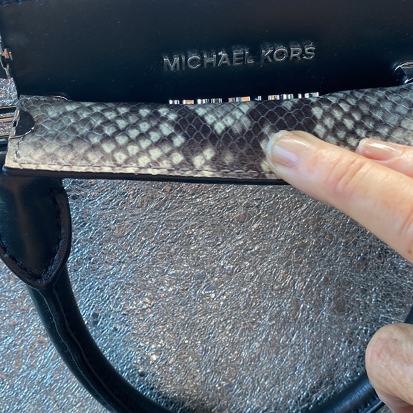3 Michael Kors bags Selma satchel purses w/  3 covers/ snake ,blk /white… - Picture 12 of 16